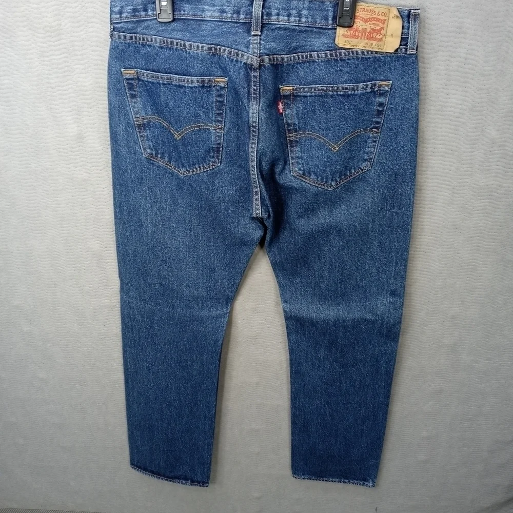 Levi's 501xx men's button fly blue jeans sz 36x34. 300 7pm